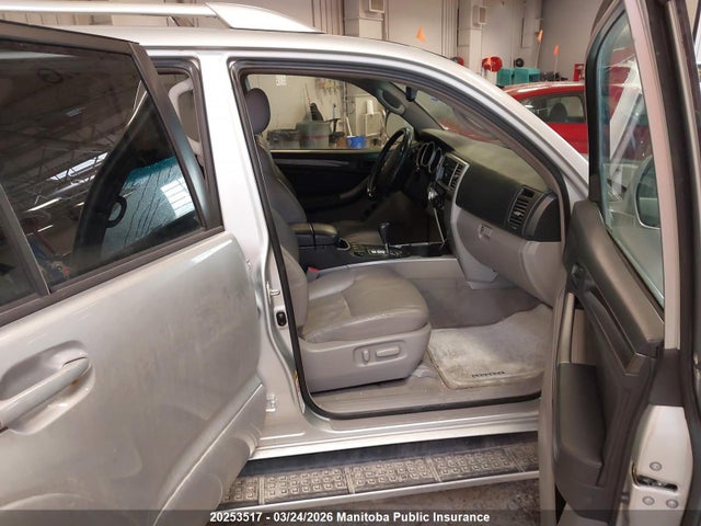 20253517 :رقم المزاد ، JTEBT17R140030880 vin ، 2004 Toyota 4runner Limited V8 مزاد بيع