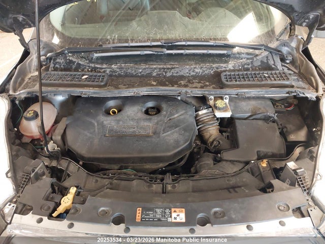 1FMCU9J93JUB17905 Ford Escape Titanium