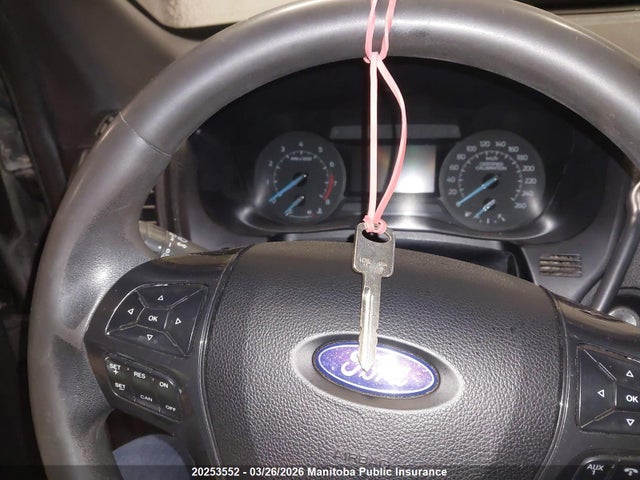 1FM5K8AR6KGA53982 Ford EXPLORER XLT