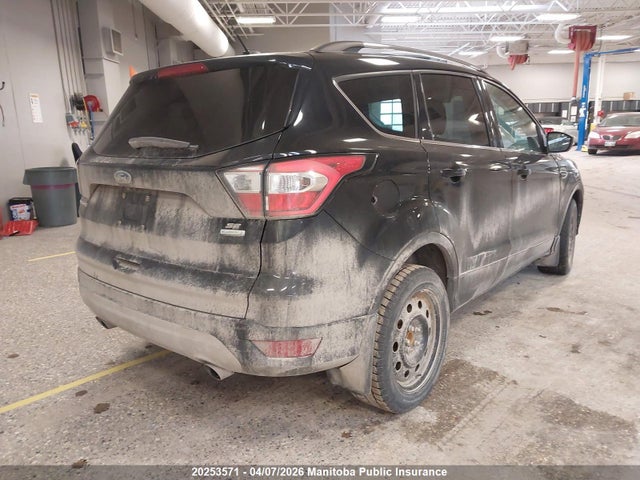 1FMCU0G98HUB63999 Ford ESCAPE SE