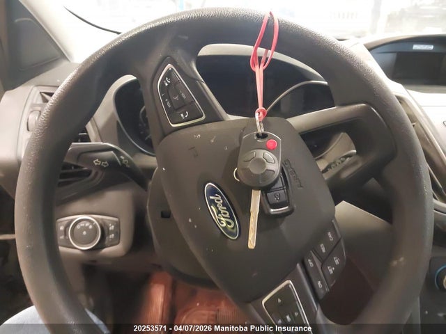 1FMCU0G98HUB63999 Ford ESCAPE SE