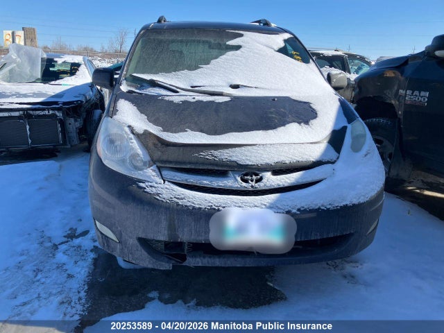 2007 Toyota Sienna Xle Limited V6 მანქანა იყიდება აუქციონზე, vin: 5TDBK22C27S004399, აუქციონის ნომერი: 20253589
