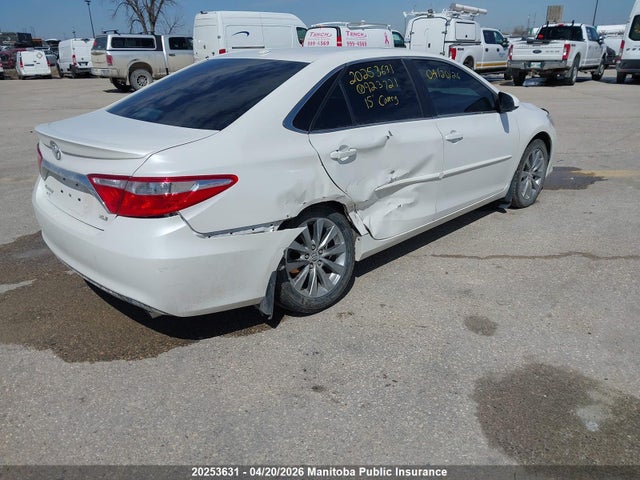 20253631 :رقم المزاد ، 4T1BF1FKXFU923721 vin ، 2015 Toyota Camry Xle مزاد بيع