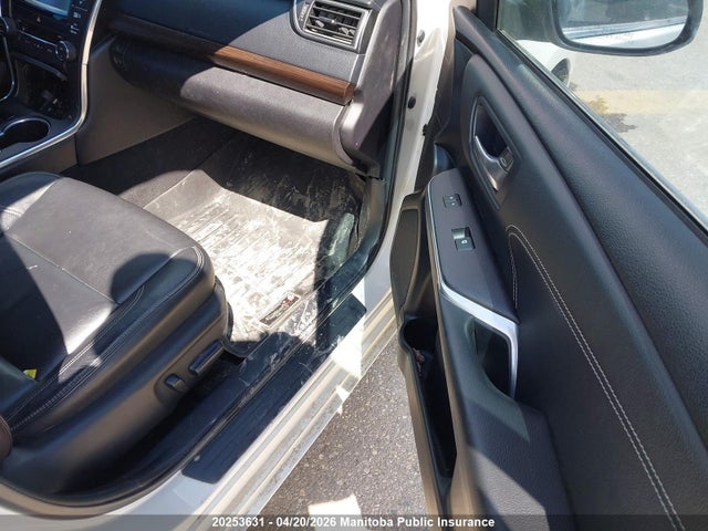 20253631 :رقم المزاد ، 4T1BF1FKXFU923721 vin ، 2015 Toyota Camry Xle مزاد بيع