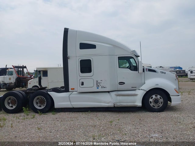 Kenworth T680 2018 1XKYDP9X0JJ994357 Image 13