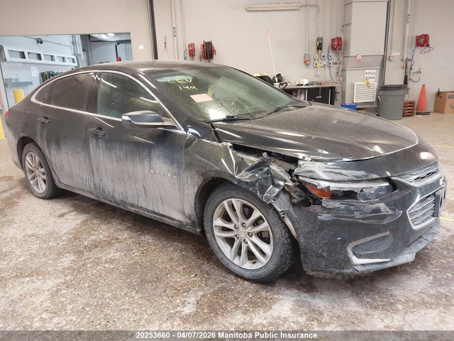 1G1ZD5ST1JF250421 Chevrolet MALIBU LT