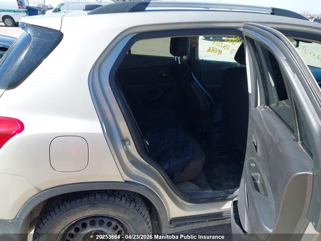 3GNCJPSB7GL236084 Chevrolet Trax Lt