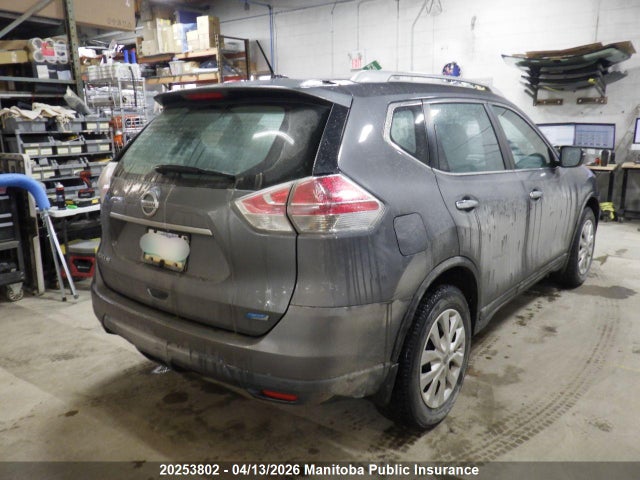 20253802 :رقم المزاد ، 5N1AT2MT7FC830425 vin ، 2015 Nissan Rogue S مزاد بيع