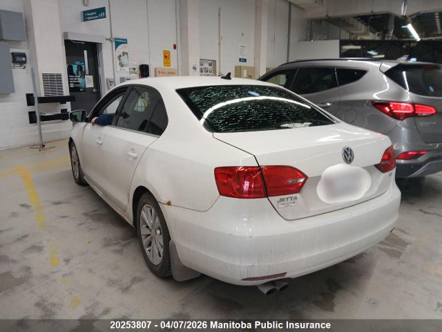20253807 :رقم المزاد ، 3VWLX7AJ2DM450693 vin ، 2013 Volkswagen Jetta 2.5 Highline مزاد بيع