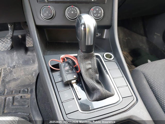 3VWC57BU1KM052371 Volkswagen Jetta 1.4 Tsi