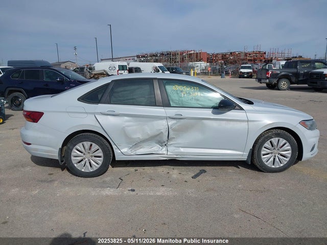 3VWC57BU1KM052371 Volkswagen Jetta 1.4 Tsi