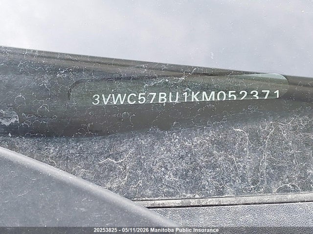 3VWC57BU1KM052371 Volkswagen Jetta 1.4 Tsi