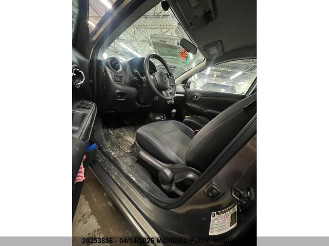 2013 Nissan Versa 1.6 S მანქანა იყიდება აუქციონზე, vin: 3N1CN7AP6DL895671, აუქციონის ნომერი: 20253856