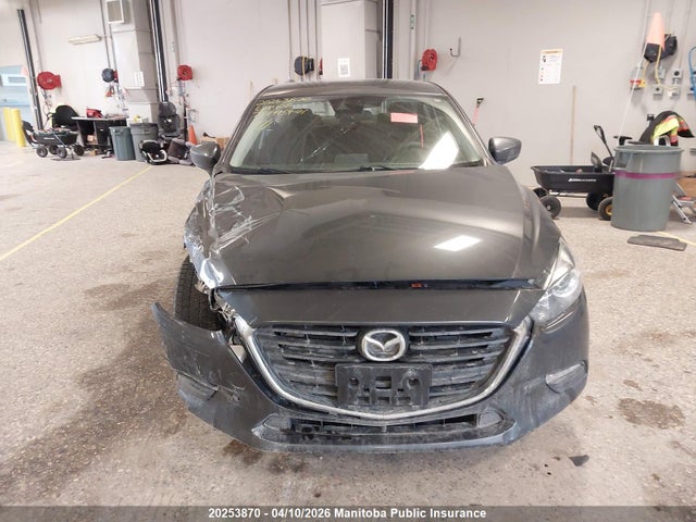 JM1BN1U79J1188262 Mazda Mazda3 Gx Sky