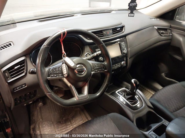5N1AT2MV5HC735396 Nissan ROGUE SV
