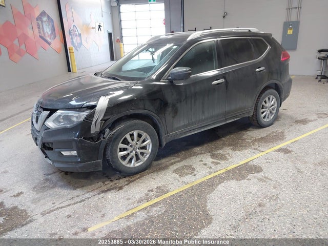 5N1AT2MV5HC735396 Nissan ROGUE SV