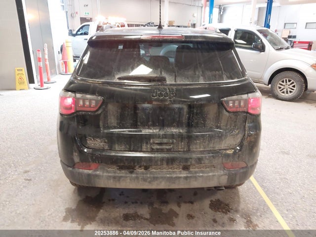 3C4NJDBB3JT398186 Jeep Compass North