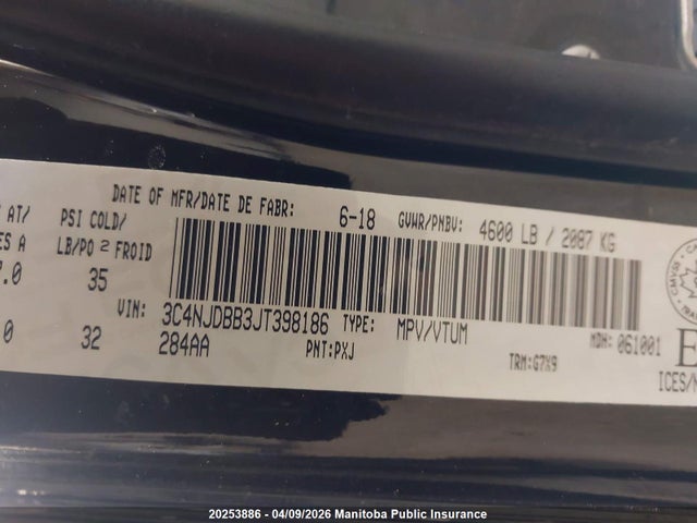 3C4NJDBB3JT398186 Jeep Compass North