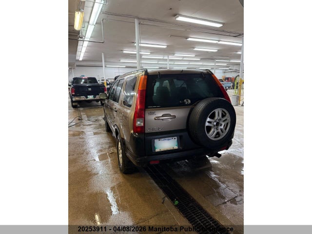 20253911 :رقم المزاد ، JHLRD78803C811995 vin ، 2003 Honda Cr-v مزاد بيع
