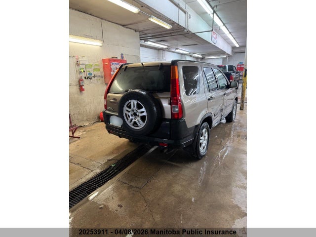 20253911 :رقم المزاد ، JHLRD78803C811995 vin ، 2003 Honda Cr-v مزاد بيع