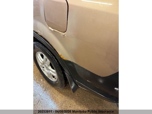 20253911 :رقم المزاد ، JHLRD78803C811995 vin ، 2003 Honda Cr-v مزاد بيع