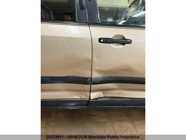 20253911 :رقم المزاد ، JHLRD78803C811995 vin ، 2003 Honda Cr-v مزاد بيع