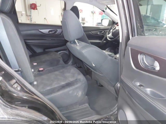 20253939 :رقم المزاد ، 5N1AT2MVXGC855144 vin ، 2016 Nissan Rogue Sv مزاد بيع