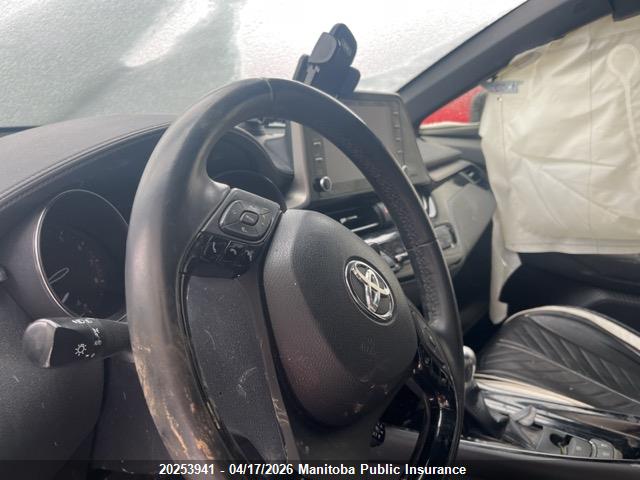 JTNKHMBX3K1043081 Toyota C-HR XLE