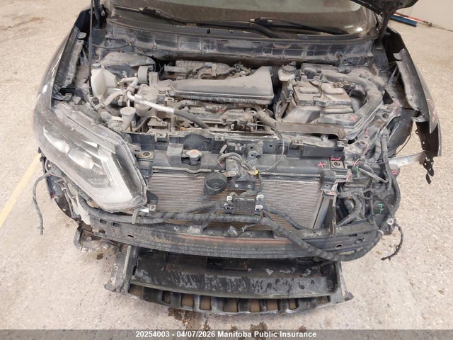 5N1AT2MV1HC849895 Nissan Rogue Sl