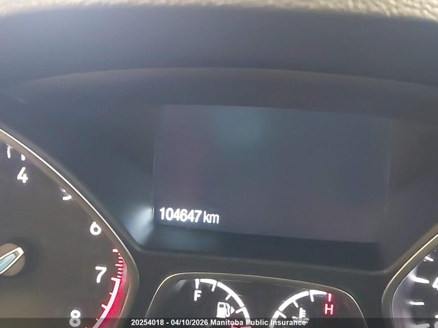 1FMCU9J93HUD31657 Ford Escape Titanium