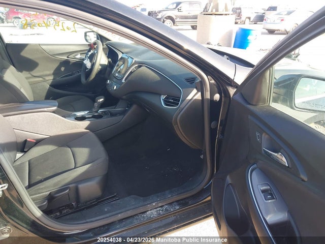 1G1ZD5STXMF025340 Chevrolet MALIBU LT