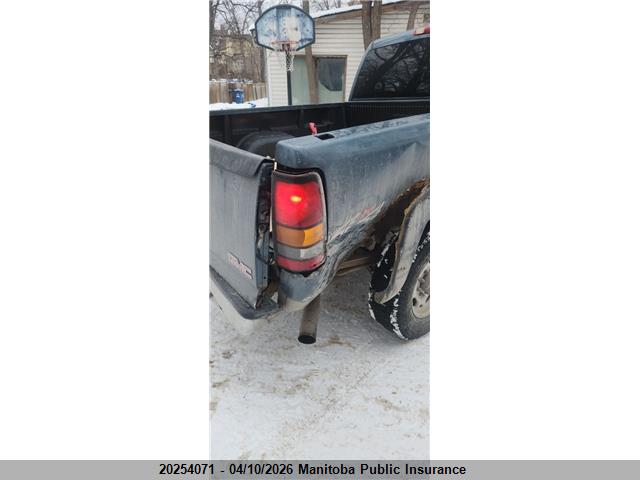 20254071 :رقم المزاد ، 1GTHK23U16F196401 vin ، 2006 Gmc Sierra 2500 Hd Sle Crew Cab مزاد بيع