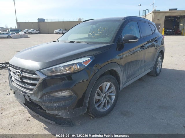 KM8J3CA48JU727973 Hyundai Tucson