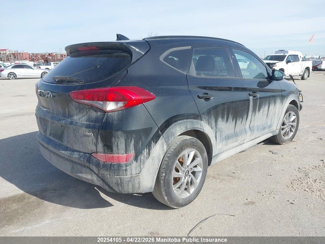 KM8J3CA48JU727973 Hyundai Tucson