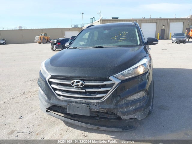 KM8J3CA48JU727973 Hyundai Tucson