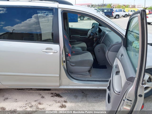 20254109 :رقم المزاد ، 5TDZK23C69S284683 vin ، 2009 Toyota Sienna Le V6 مزاد بيع