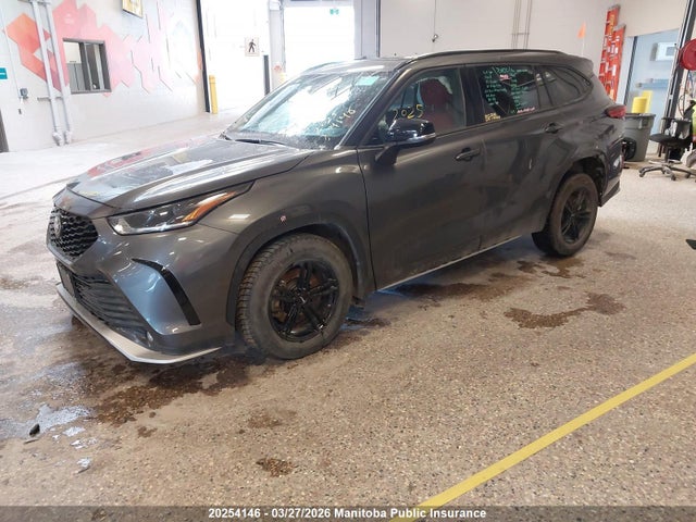 5TDKDRBHXPS021353 Toyota Highlander Xse