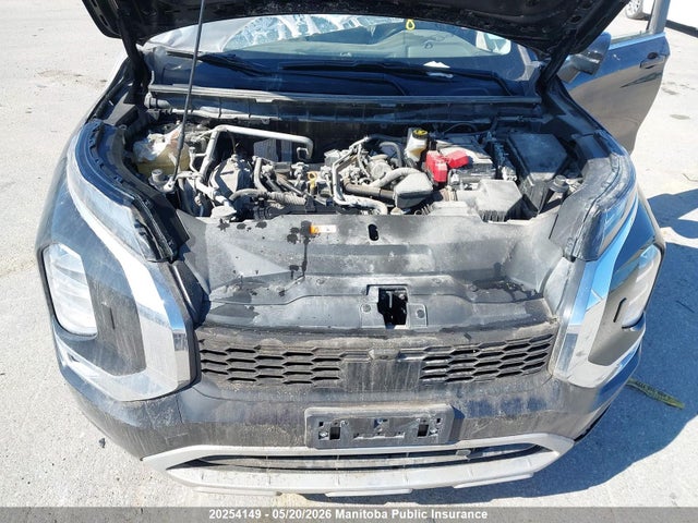 JA4J4VA86RZ635138 Mitsubishi Outlander Se