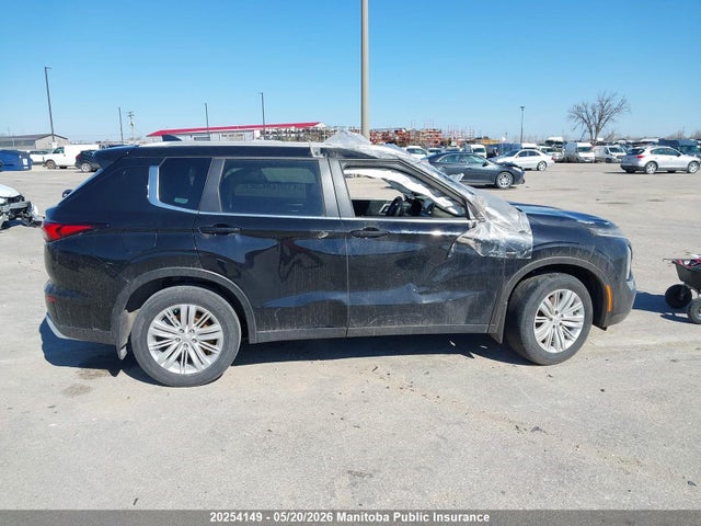 JA4J4VA86RZ635138 Mitsubishi Outlander Se