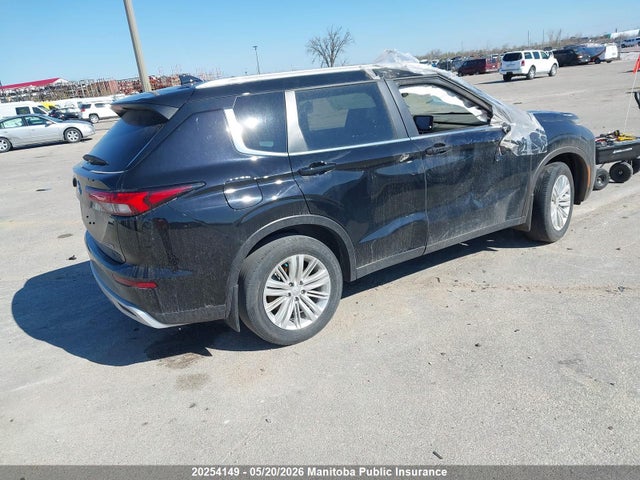 JA4J4VA86RZ635138 Mitsubishi Outlander Se