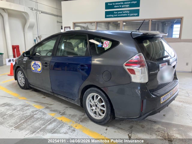 20254191 :رقم المزاد ، JTDZN3EU5FJ019538 vin ، 2015 Toyota Prius V مزاد بيع