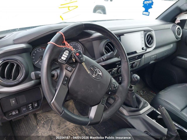 20254197 :رقم المزاد ، 3TYCZ5AN6MT034591 vin ، 2021 Toyota Tacoma Double Cab V6 مزاد بيع