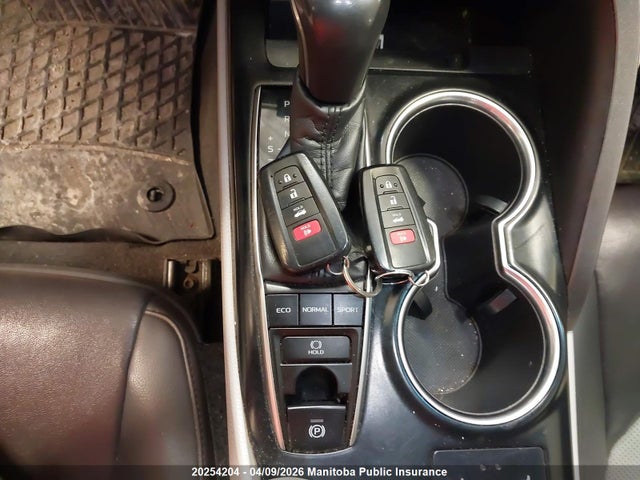4T1B11HK9JU037099 Toyota CAMRY XLE