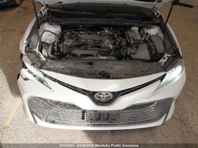 4T1B11HK9JU037099 Toyota CAMRY XLE