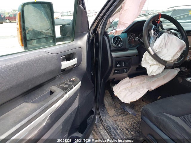 5TFDY5F10FX426584 Toyota Tundra Sr5 V8 Crewmax