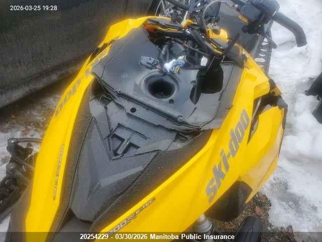 Ski-Doo Mx Z Tnt 800r Rer 2014 2BPSUDEA4EV000299 Image 6