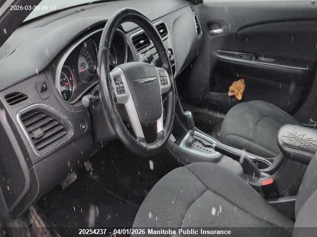 20254237 :رقم المزاد ، 1C3CCBBB1CN117838 vin ، 2012 Chrysler 200 Touring مزاد بيع