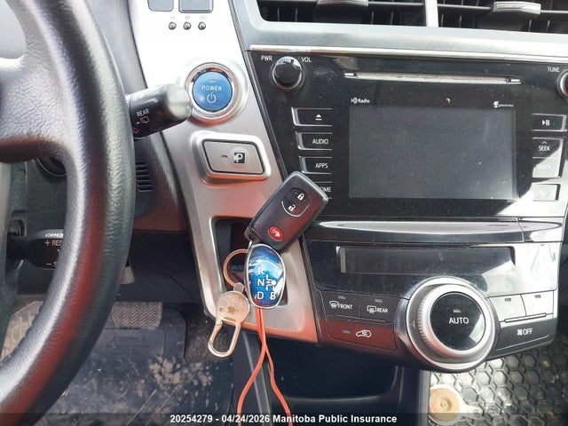 20254279 :رقم المزاد ، JTDZN3EU2FJ028701 vin ، 2015 Toyota Prius V مزاد بيع