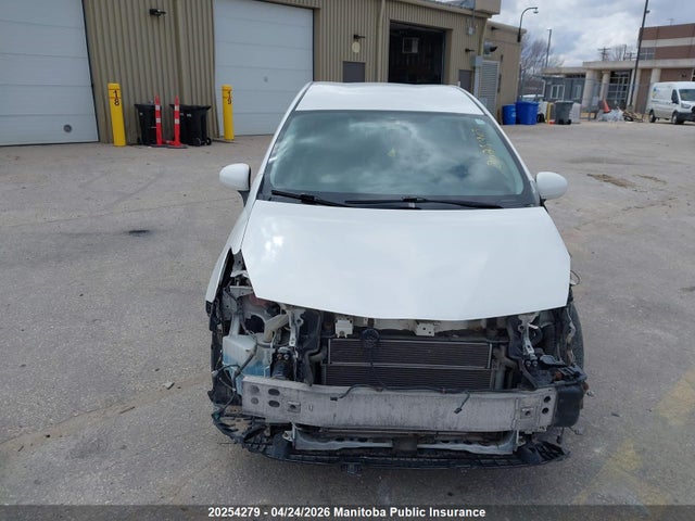 20254279 :رقم المزاد ، JTDZN3EU2FJ028701 vin ، 2015 Toyota Prius V مزاد بيع