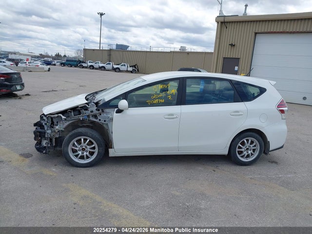 20254279 :رقم المزاد ، JTDZN3EU2FJ028701 vin ، 2015 Toyota Prius V مزاد بيع